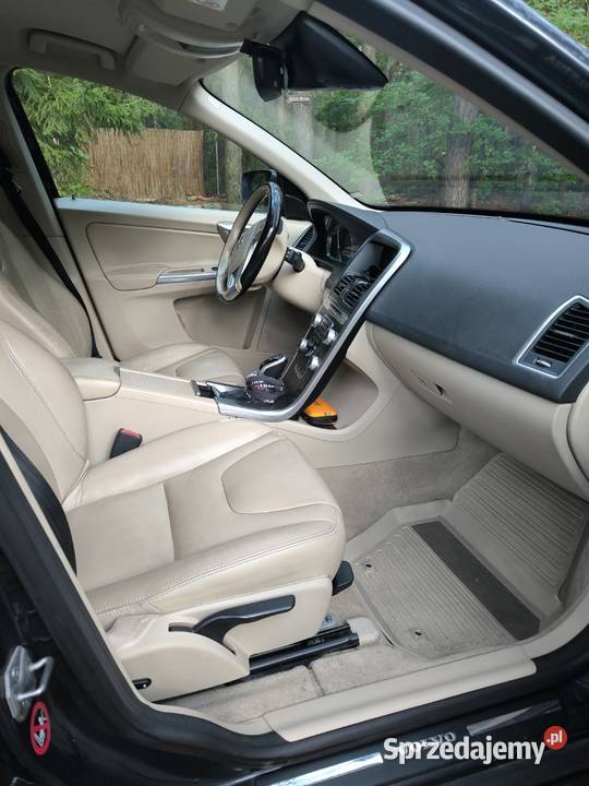 Sprzedam Volvo XC60 D4 200 wersja Polestar kurtyny powietrzne mazowieckie Warszawa