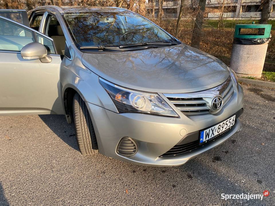 Toyota Avensis 20 D4D kombi 2013 Warszawa sprzedam
