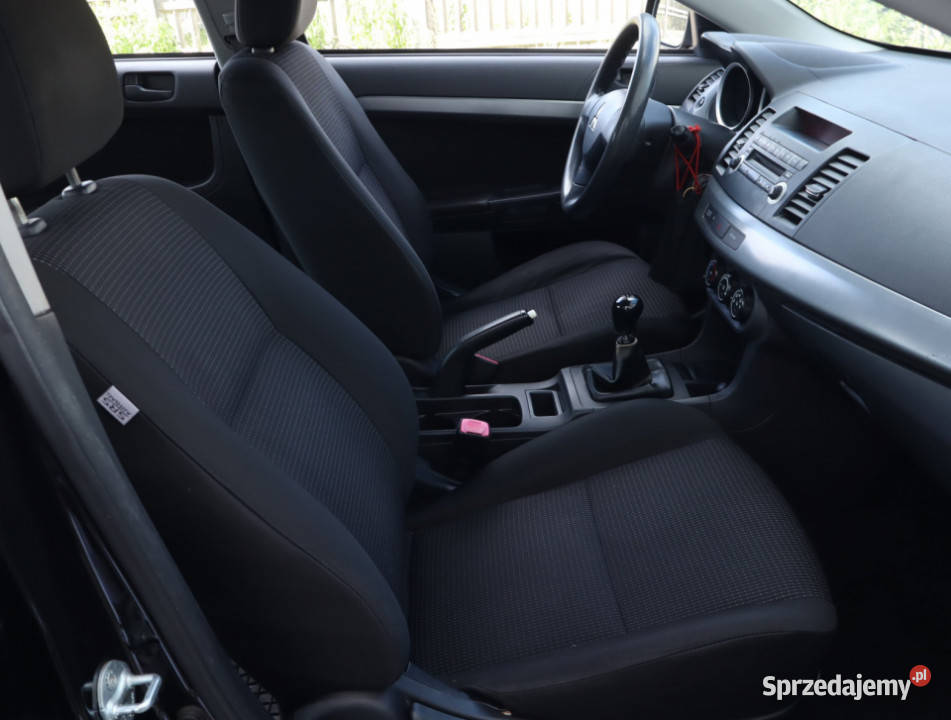 Mitsubishi Lancer 15 MIVEC