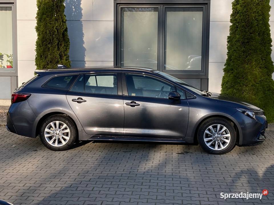 Toyota Corolla Wynajem z Wykupem Bez BIKKRD 140KM Corolla sprzedam