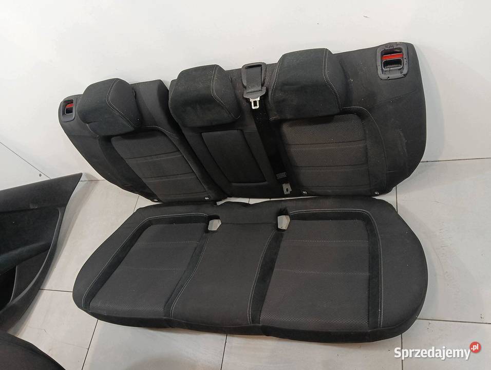 FOTELE KANAPA BOCZKI EU KPL HB Fiat Tipo II 2016
