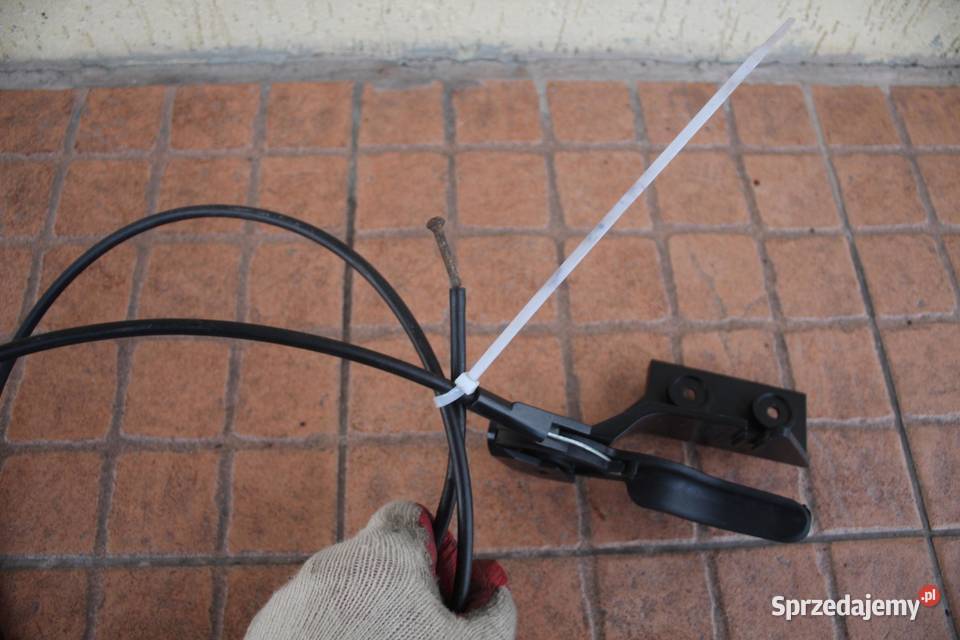 RĄCZKA LINKA MASKI OPEL CORSA D 13186909 osobowe Zamki, wkładki i kluczyki wielkopolskie sprzedam