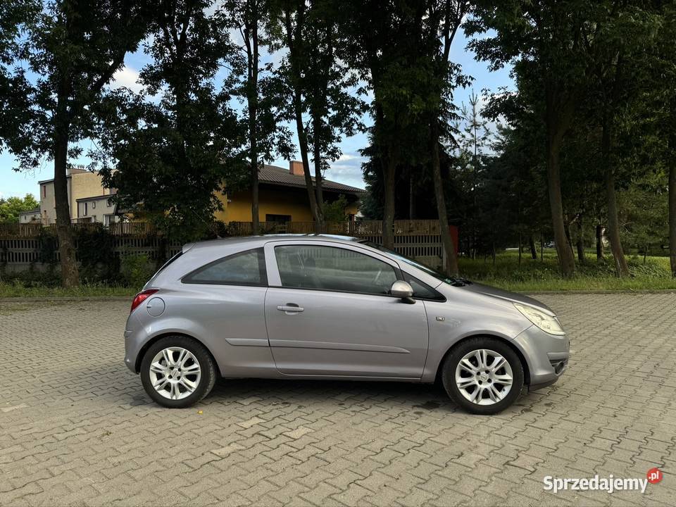 Opel Corsa nieuszkodzony łódzkie