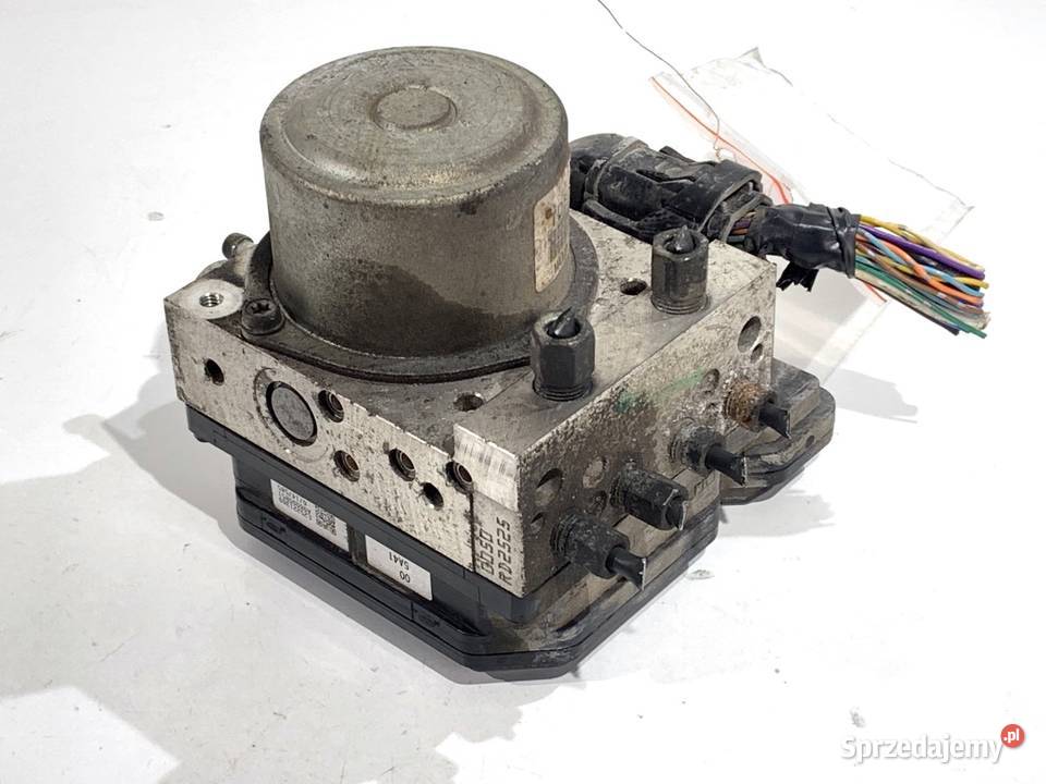 POMPA ABS NISSAN JUKE F15 TD8405 16 117 Układ ABS i ESP
