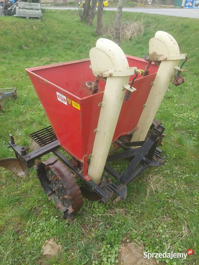 Sadzarka do ziemniaków akpil Blizne