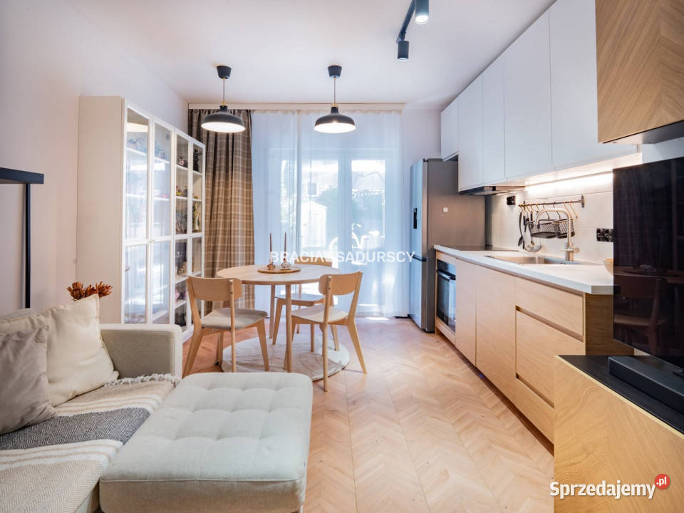 Mieszkanie Kraków Sebastiana Klonowica 6115m2 Rok budowy 2020 małopolskie