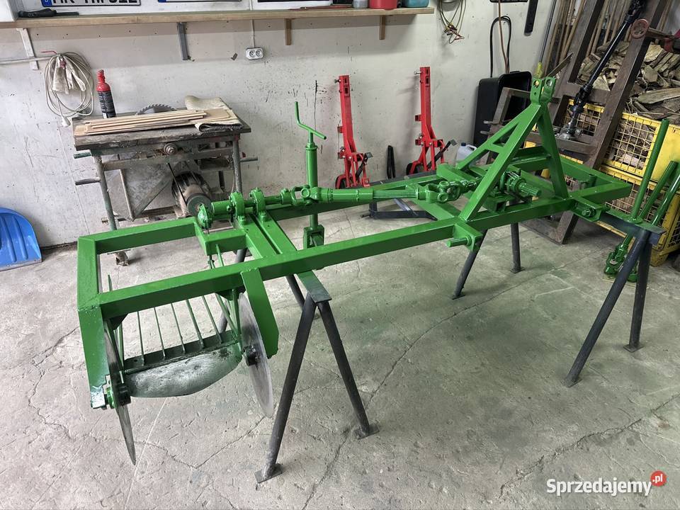 Wyorywacz kopaczka do sadzonek truskawek nieuszkodzony Januszówka