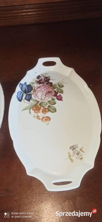 Patera różane bukiety na białej porcelanie Gdańsk sprzedam
