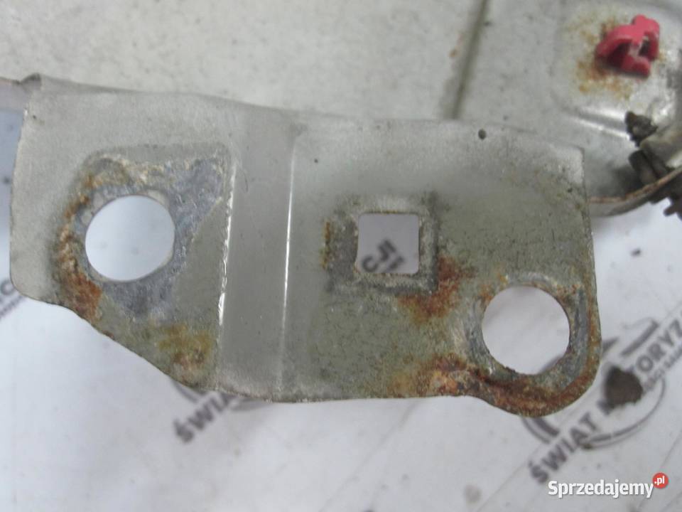 KIA SPORTAGE III 12r błotnik prawy przód