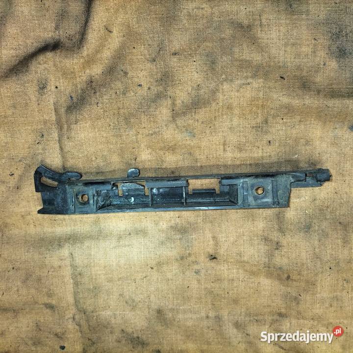 Ślizg zderzaka przedniego prawej stronie BMW E65 Poręba