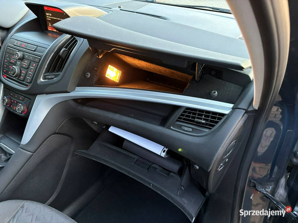 Opel Zafira 14 140 7 foteli Kamera cofania Nowe 4/5 Lipówki