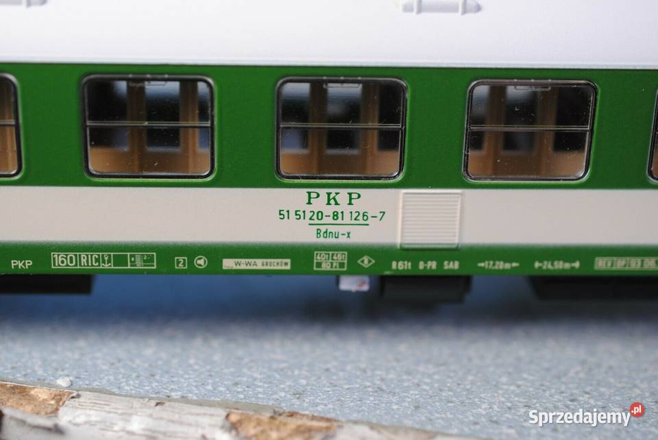 H0 187 PKP 2 kl wagon osobowy Grochów Warszawa