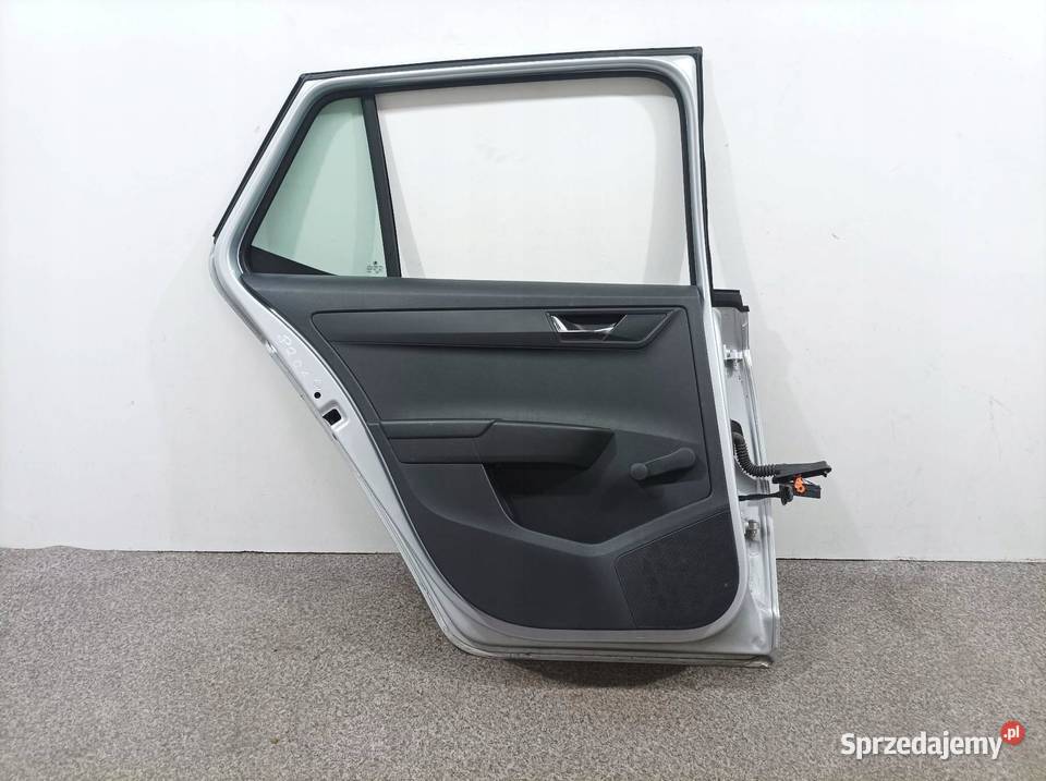 DRZWI LEWE TYŁ 5D HB LA7W Skoda Fabia III 2014 sprzedam