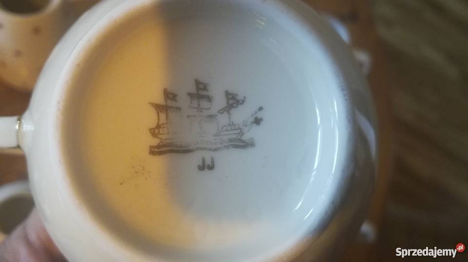 Mleczniki porcelana sygnowana Nysa sprzedam