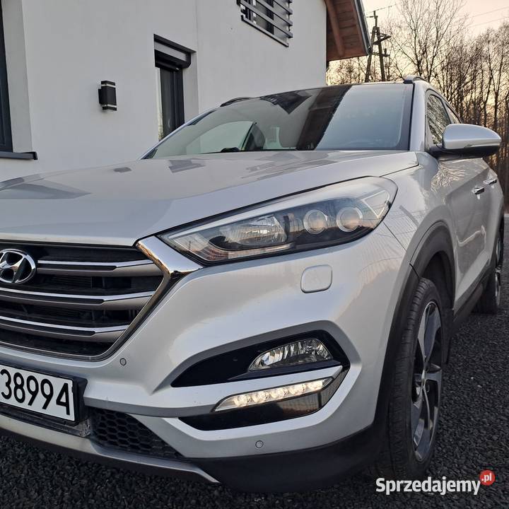 Hyundai Tucson Benzyna 16 Napęd 4x4 Full Babice