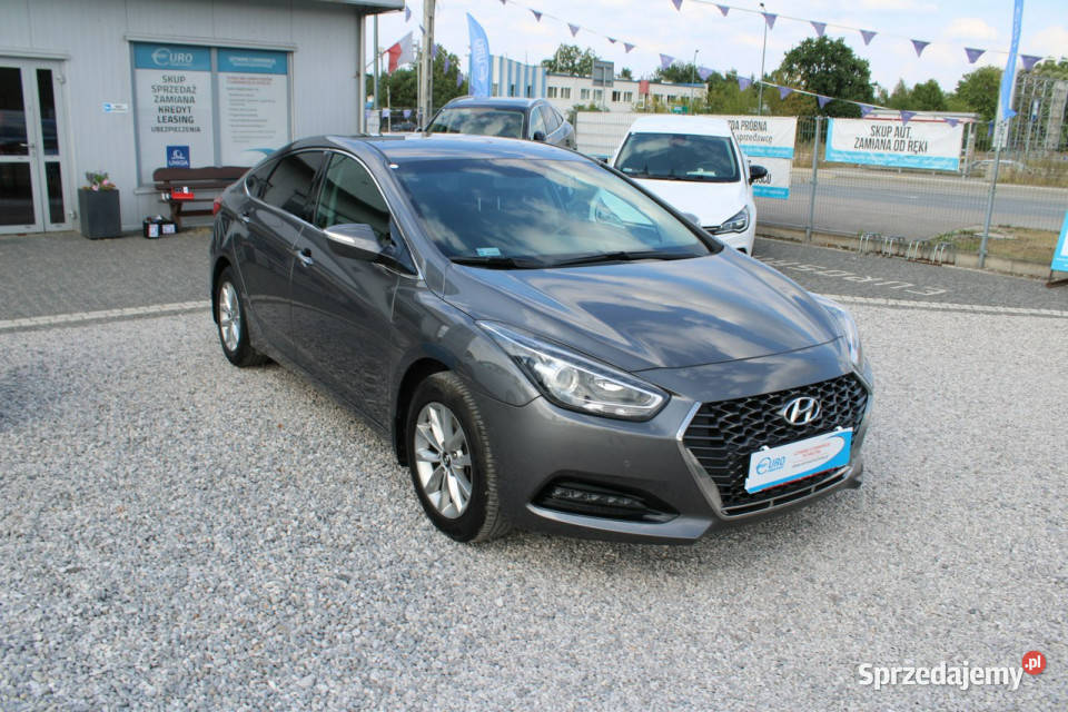Hyundai i40 FVAT Gwarancja Comfort Grzane fotele centralny zamek Warszawa