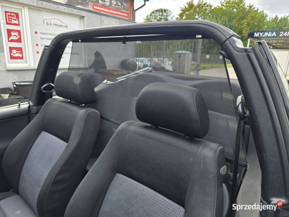 Volkswagen Golf Cabrio 20 Benzyna 115 OFF Road Słupsk