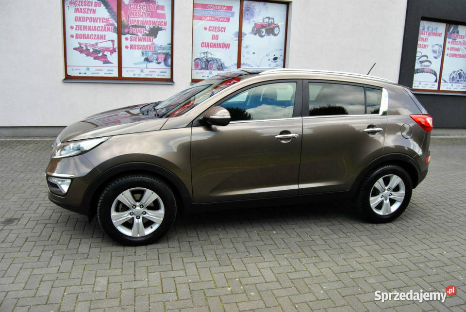 Kia Sportage 16 Benzyna NAVI Panorama LEDY KEY gniazdo SD