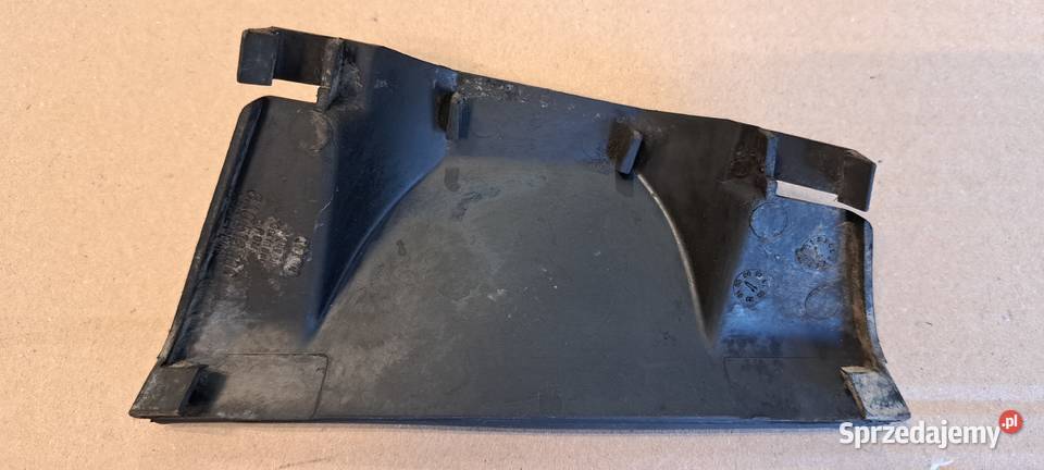 Osłona mocowania amortyzatora tylnego 8A0512136 osobowe Luzino sprzedam