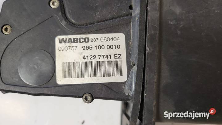 Pedał gazu elektroniczny Wabco 9651000010 IVECO Mojusz