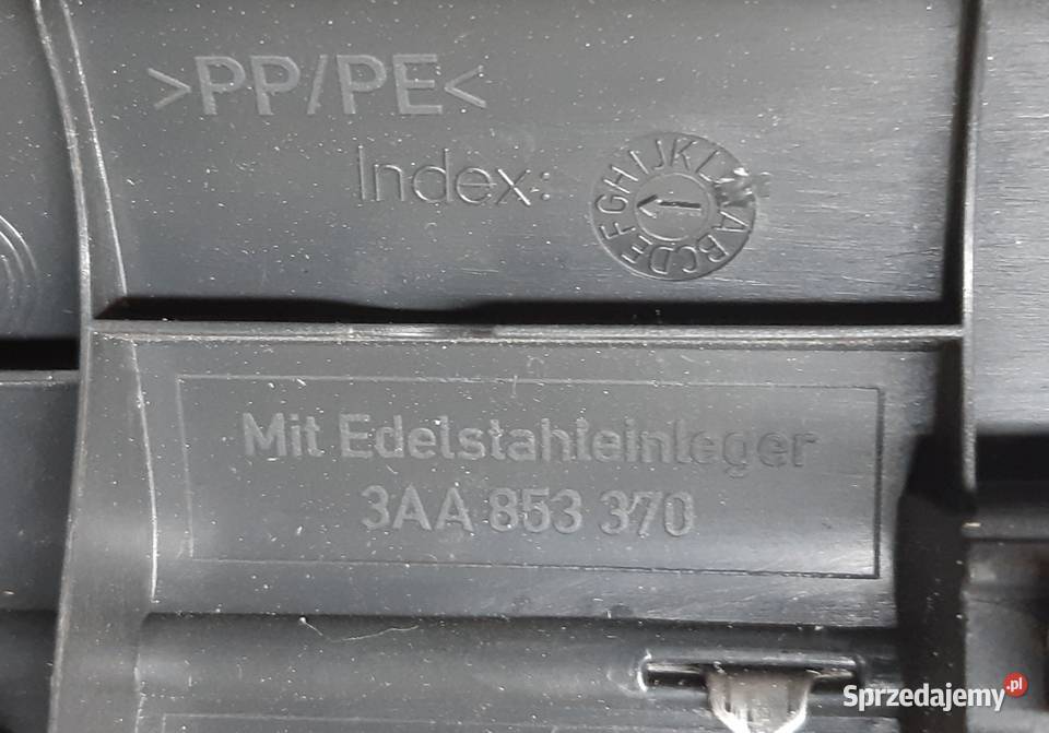 OSŁONA LISTWA PROGOWA PRAWA VW PASSAT B7 Wyposażenie wnętrza Mielęcin