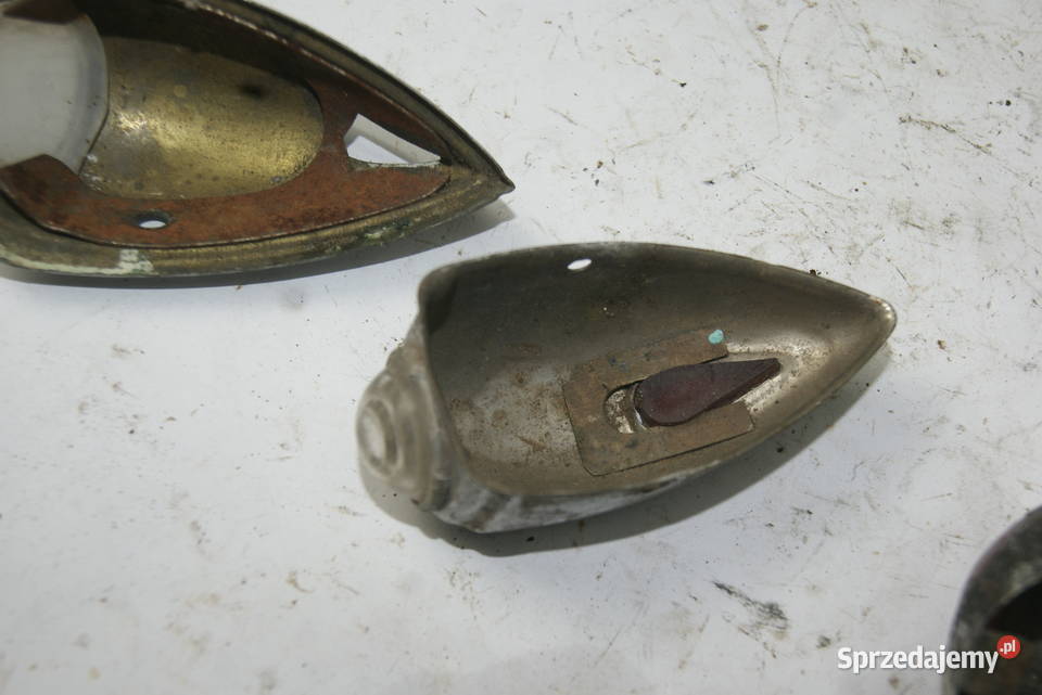 LAMPA OBRYSÓWKA 1 SZTUKĘ ZUNDAPP NSU MERCEDES Obudowy lamp i żarówek sprzedam