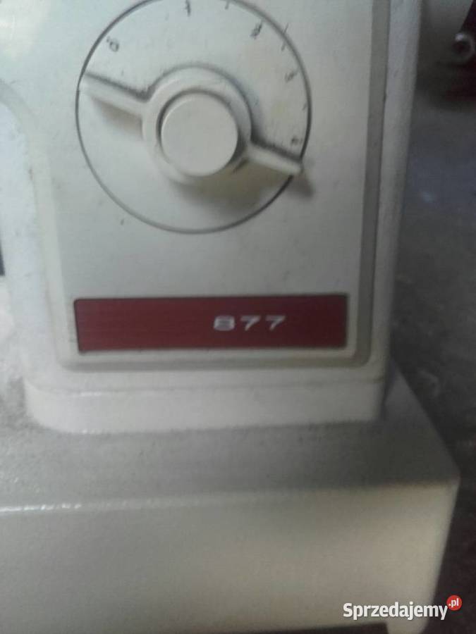 Maszyna do szycia łucznik 877