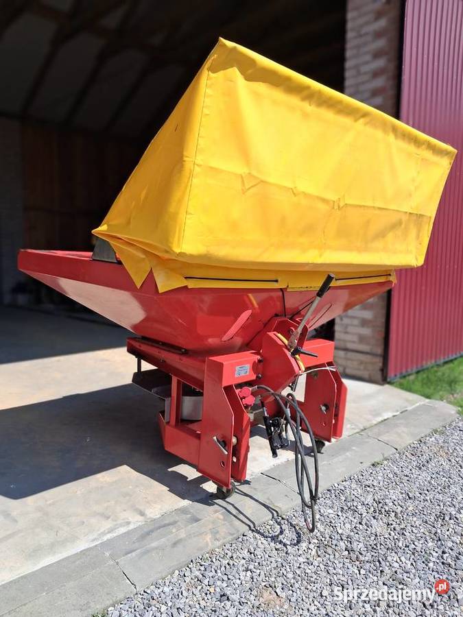 Rozsiewacz firmy jar met 800l Nawożenie Źrebce