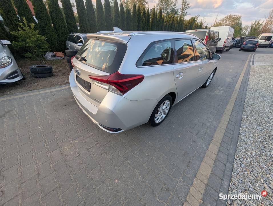 TOYOTA AURIS 18 HYBRYDA Auris mazowieckie Góra Kalwaria sprzedam