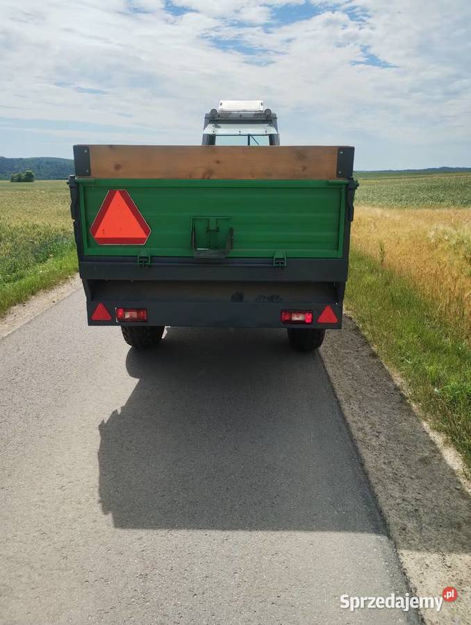 Przyczepa wywrotka Przyczepy rolnicze Beradz
