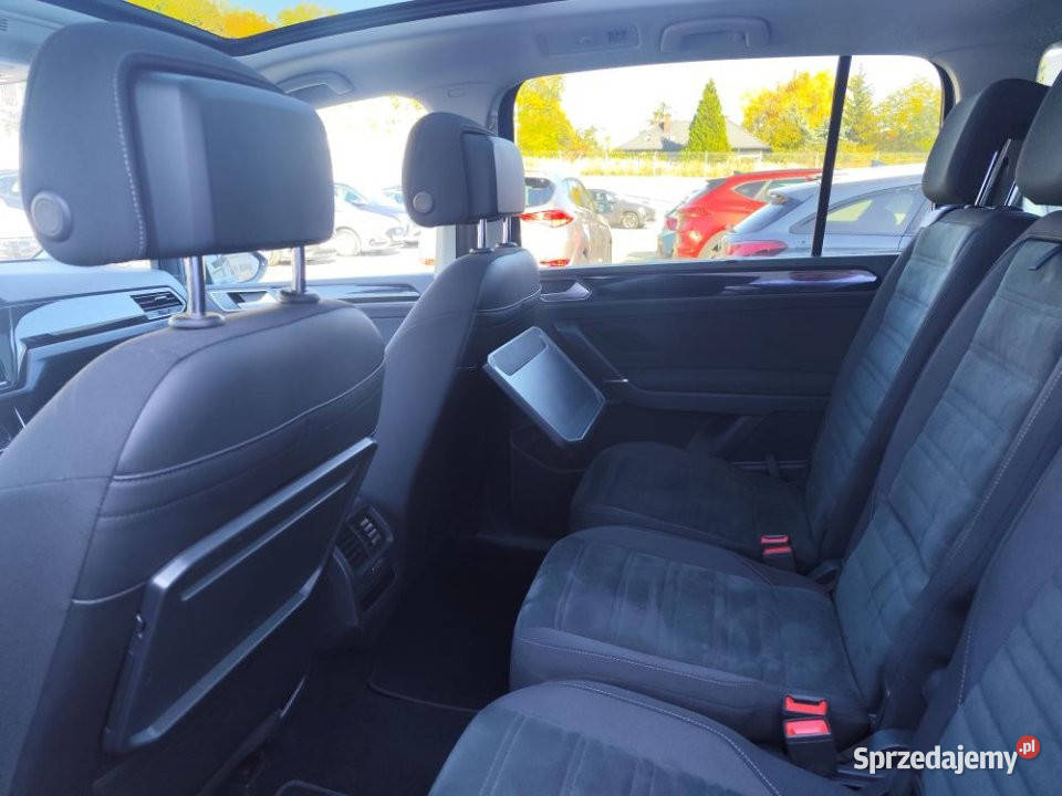 Volkswagen Touran 2023r salon panorama hak Touran małopolskie Kraków sprzedam