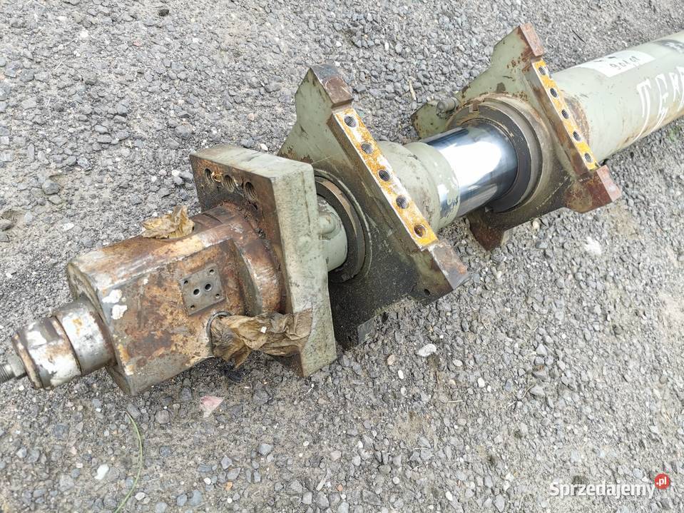 Cylinder hydrauliczny wysuwu TEREX ATT 400 PPM Wilkowo