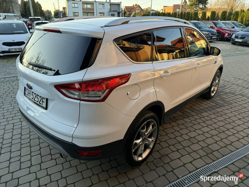 Ford Kuga 4x4 Klima Navi Kamera Automat Panorama Orzech