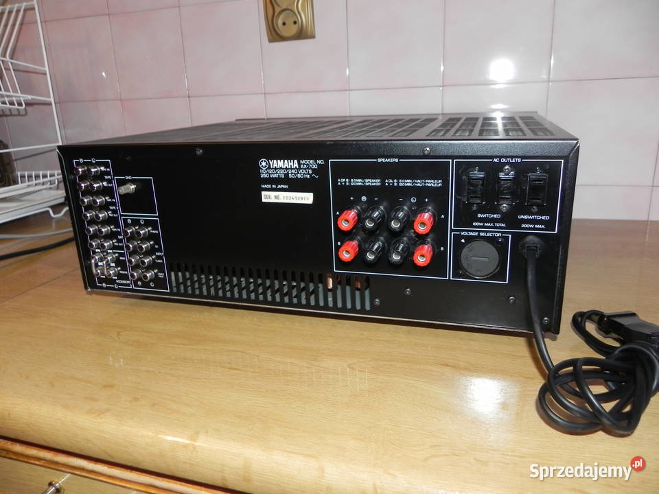 Wzmacniacz Yamaha AX700 Dąbrowa Górnicza sprzedam