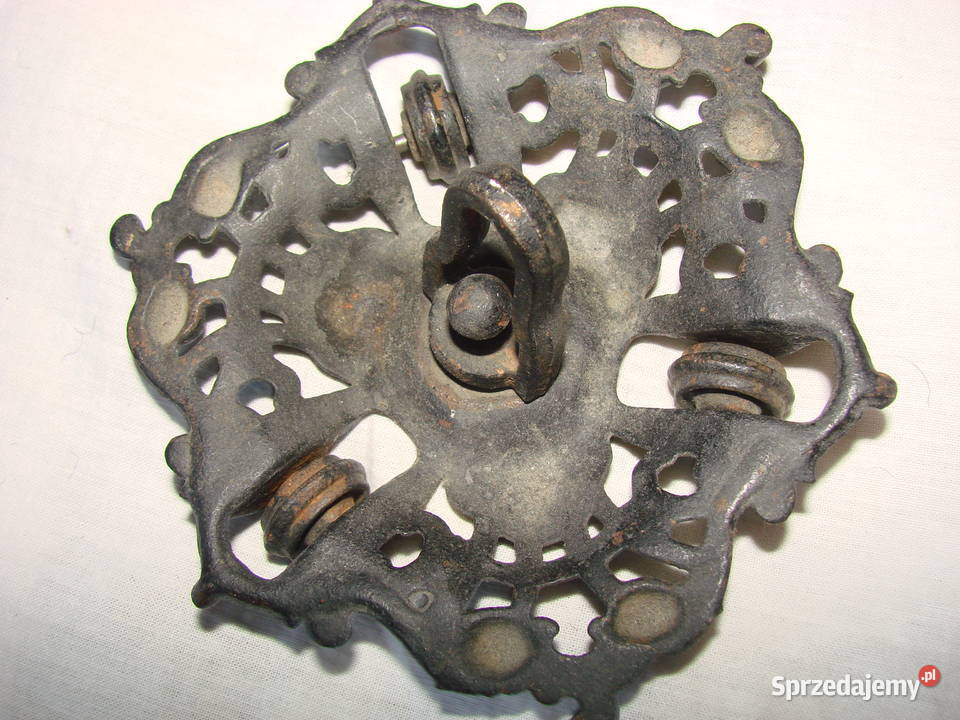 stara rozeta sufitowa pod żyrandol Pruszcz Gdański