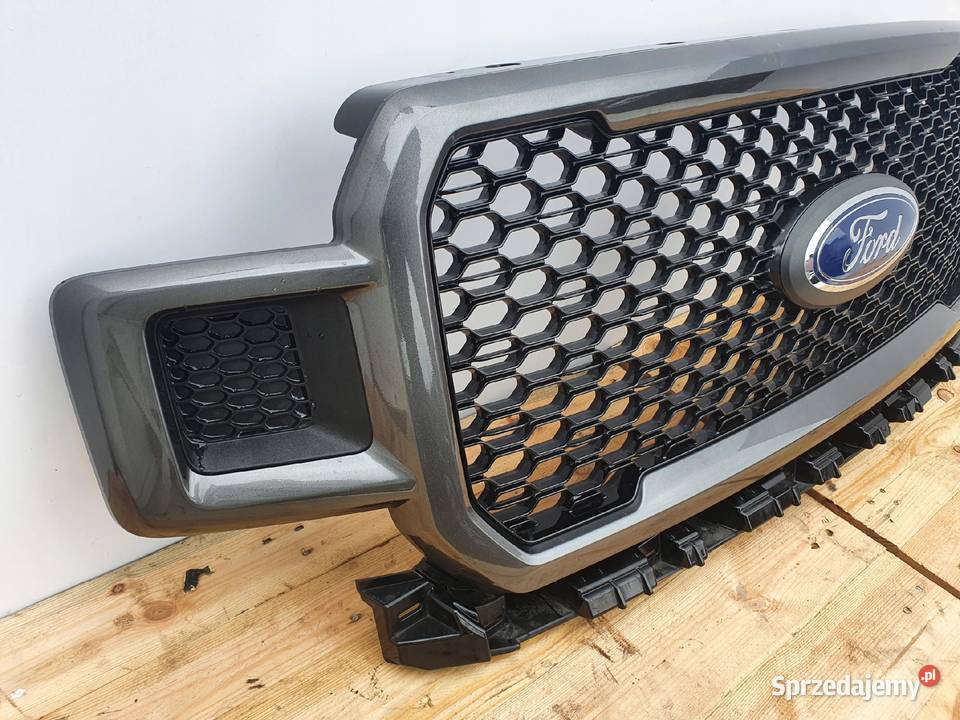 Ford F150 LIFT 1821r PRZEDNIA ATRAPA GRIL GRILL Janów