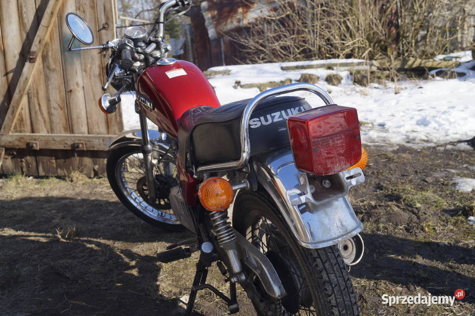 Suzuki gn 125