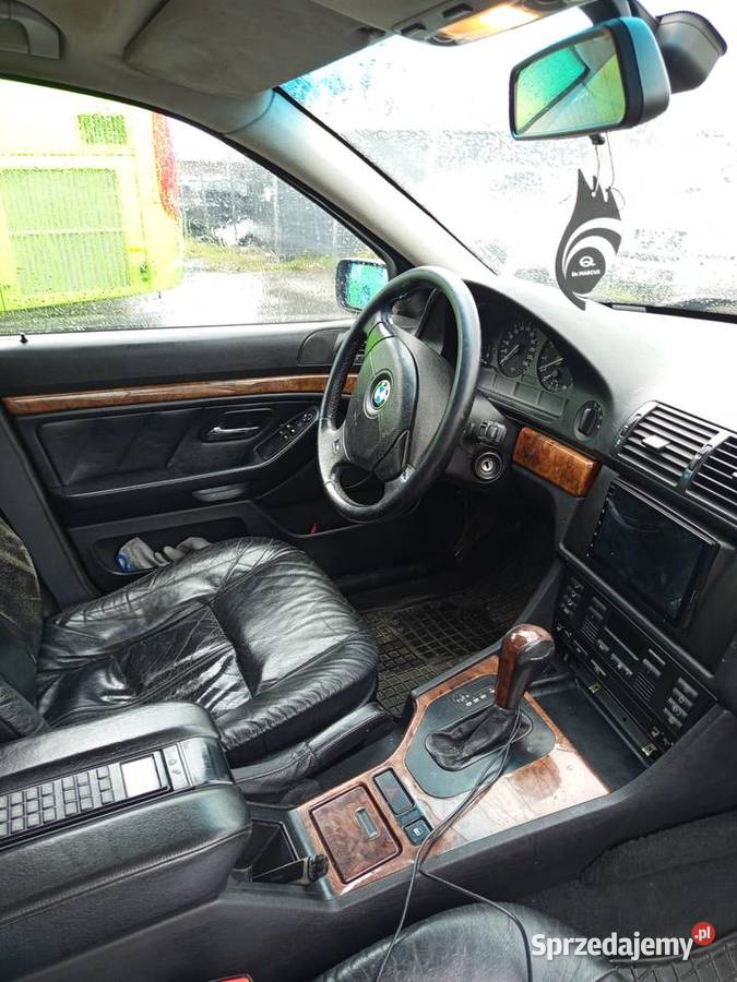 BMW E39 525IA LPG czarna sprawna