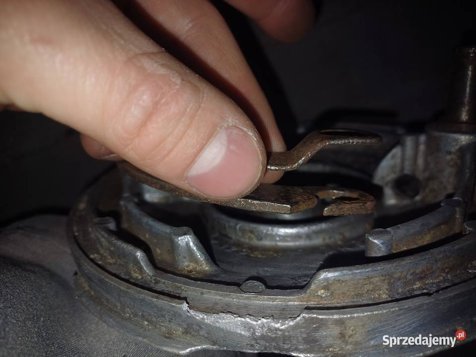 Szczękotrzymacz przedniego koła shl m17 gazela Świdnica Polska