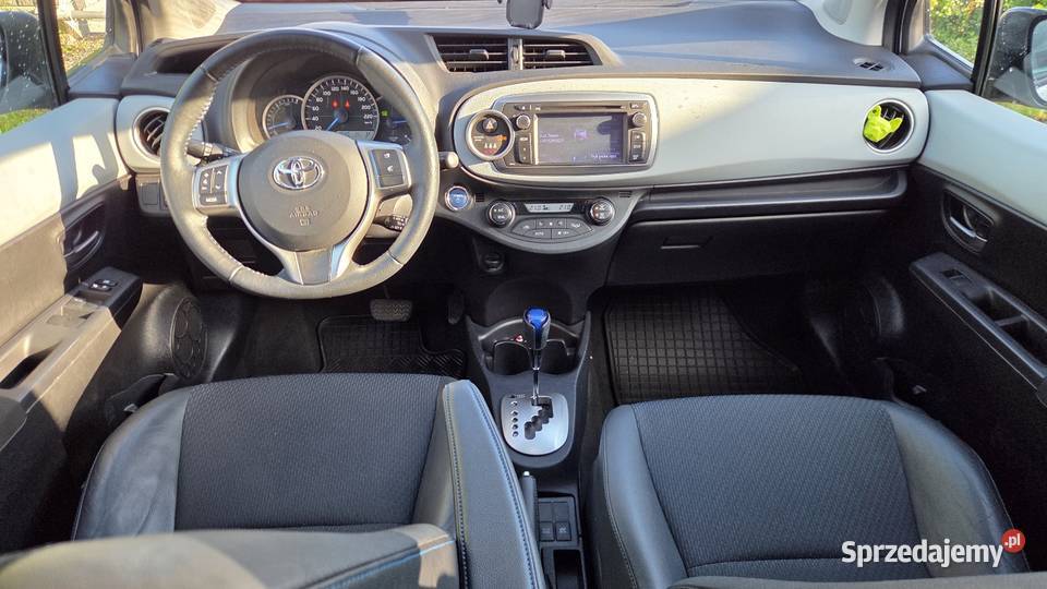 Toyota Yaris Hybryda Automat 52 przebiegu pomorskie Gdańsk