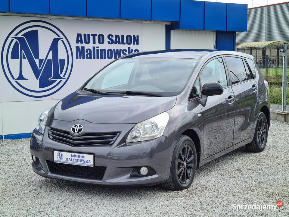 Toyota Verso 7Osobowa SzklanyDach Kamera wspomaganie kierownicy Wągrowiec sprzedam