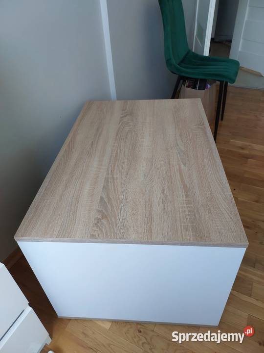 Ładny stylowy stolik kawowy dąb sprzedam