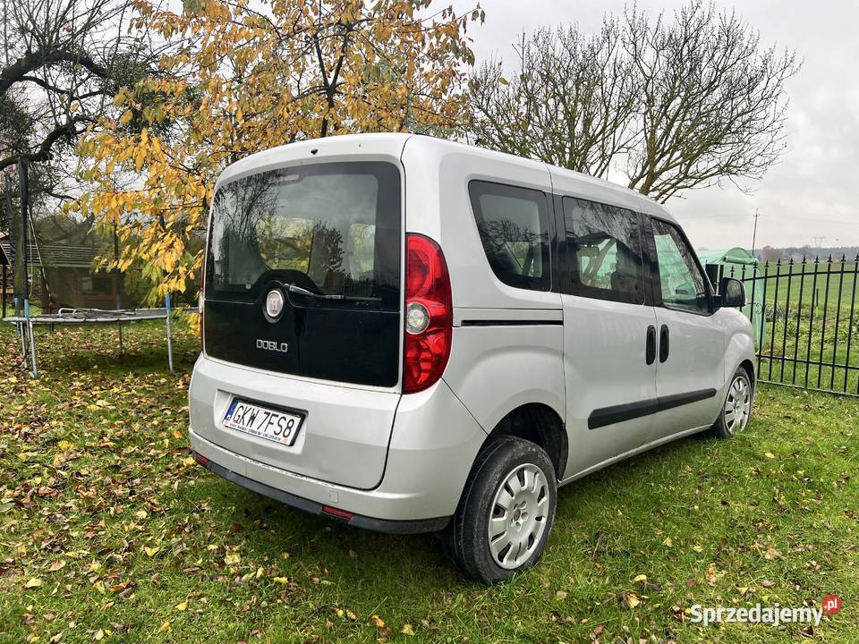Syndyk sprzeda Fiat Doblo 16 diesel pomorskie Wejherowo sprzedam