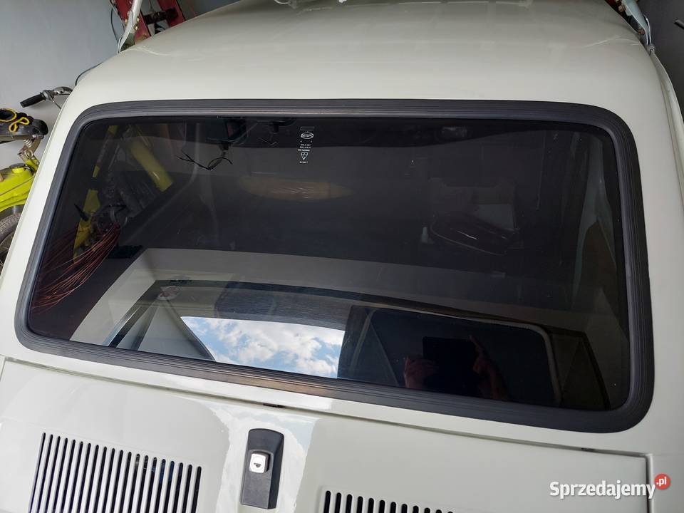 Szyba tylna fiat 126p przyciemniona szyby Części samochodowe Mysłowice sprzedam