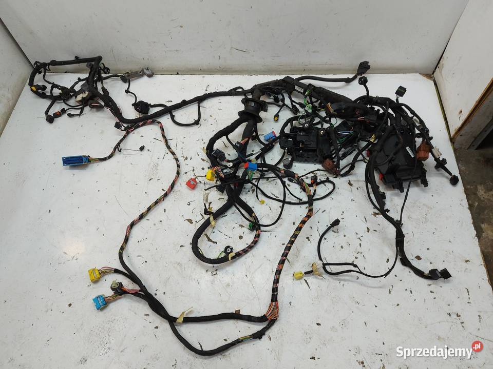 PEUGEOT 508 II 16 EH Wiązka komory silnika