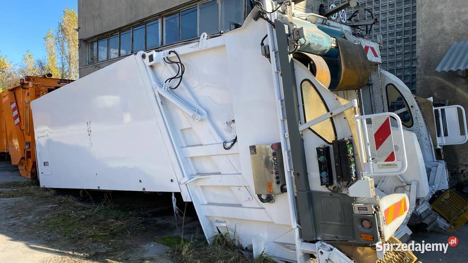 FAUN zabudowa śmieciarki 2 komory 25m3 super Wola Murowana
