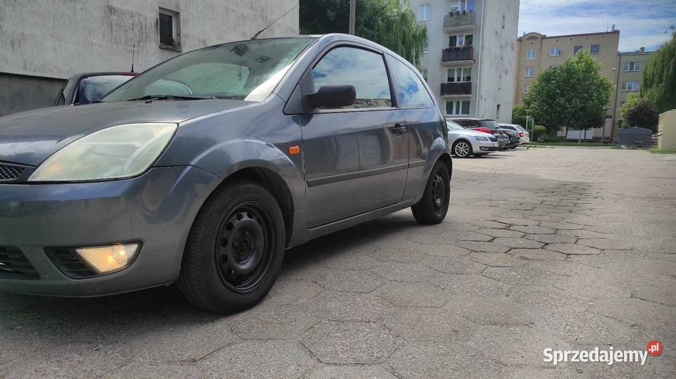Ford Fiesta 14 benzyna 2005 z clima sprawna Fiesta Chodzież sprzedam