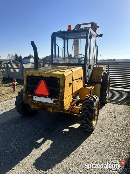 Wózek widlowy Terenowy 4x4 jcb 25t 49 m Wózki widłowe Pajęczno