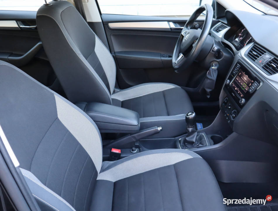 Skoda Rapid 10 TSI manualna