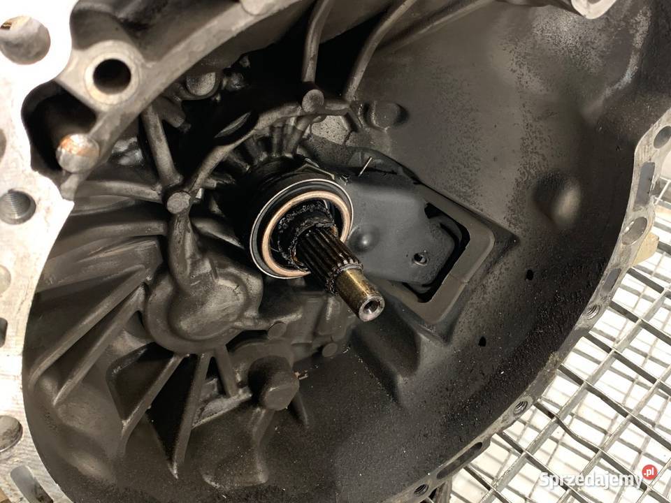 SKRZYNIA BIEGÓW MAZDA 2 DE 13 86 0715